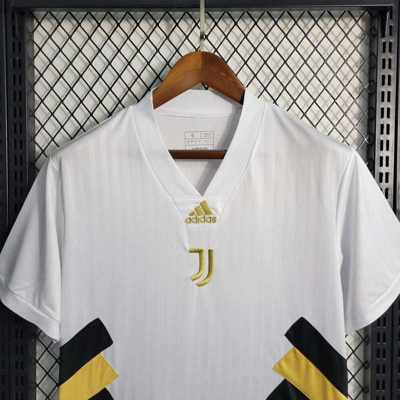 CAMISA DA JUVENTUS 23/24 BRANCO E AMARELO TREINO