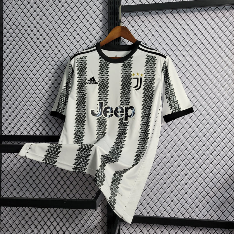 CAMISA DA JUVENTUS 22/23 BRANCO E PRETO